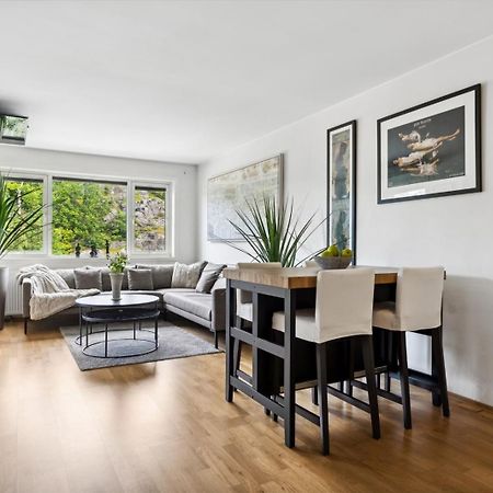 Olav Apartment คริสเตียนซานด์ ภายนอก รูปภาพ
