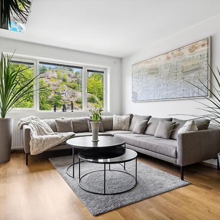 Olav Apartment คริสเตียนซานด์ ภายนอก รูปภาพ